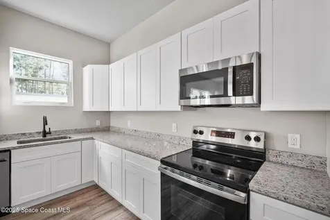 3148 Slama Avenue SE Palm Bay FL 32909