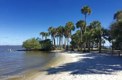 1563 Hamilton Avenue SW Palm Bay FL 32908