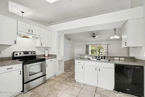 1563 Hamilton Avenue SW Palm Bay FL 32908