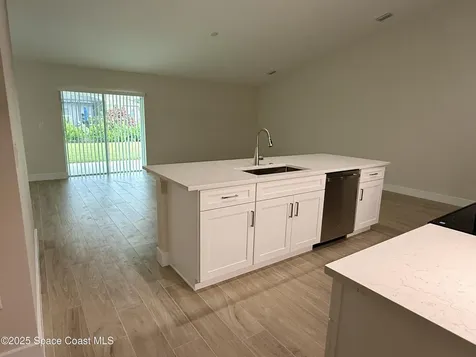 581 Toynbee Road SW Palm Bay FL 32908