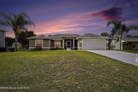 2048 Kent Street NE Palm Bay FL 32907