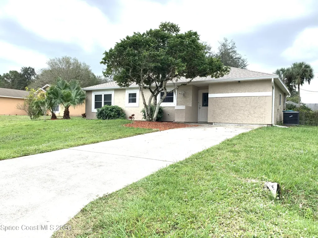 890 Serenade Street NW Palm Bay FL 32907
