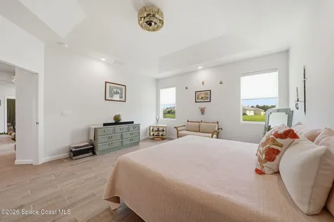 5285 2nd Manor Vero Beach FL 32968