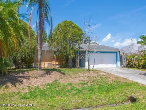 188 SW Milburn Circle Port St. Lucie FL 34953