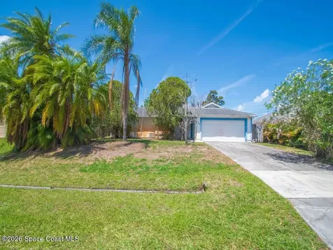188 SW Milburn Circle Port St. Lucie FL 34953