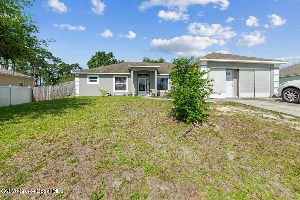 466 El Dorado Avenue SE Palm Bay FL 32909