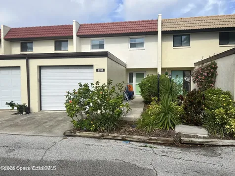 8707 Bay Court Cape Canaveral FL 32920