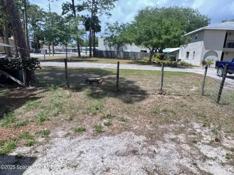 4230 Mount Vernon Avenue Titusville FL 32780