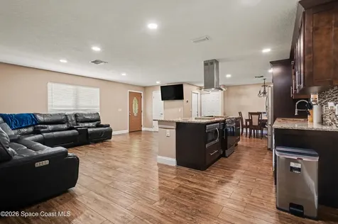 1428 Rankin Avenue SE Palm Bay FL 32909