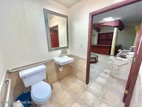 15 E Hibiscus Boulevard Melbourne FL 32901