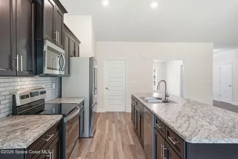 885 Clearmont Street Sebastian FL 32958