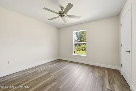 885 Clearmont Street Sebastian FL 32958