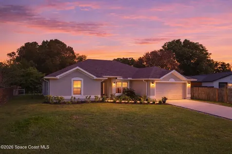 885 Clearmont Street Sebastian FL 32958