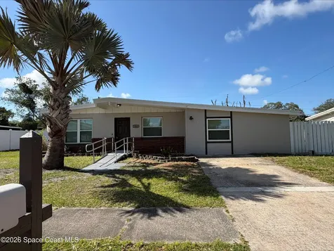 583 Gardenia Circle Titusville FL 32796