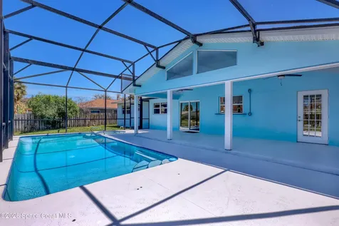 1198 Yacht Club Boulevard Indian Harbour Beach FL 32937
