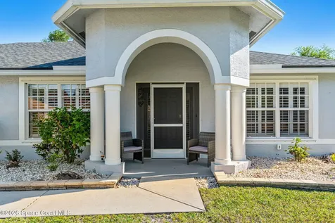 5944 NW Baynard Drive Port St. Lucie FL 34986