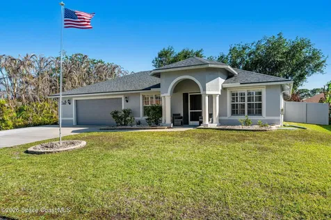 5944 NW Baynard Drive Port St. Lucie FL 34986