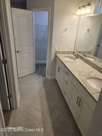 2437 Hagoplan Avenue SW Palm Bay FL 32908