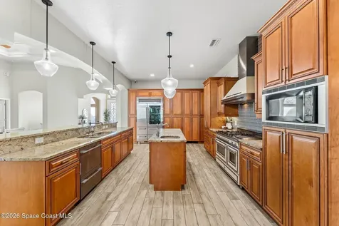 6895 Cottonwood Drive Grant FL 32949
