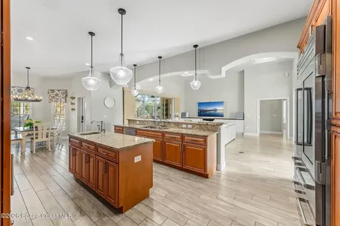 6895 Cottonwood Drive Grant FL 32949