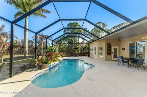 6895 Cottonwood Drive Grant FL 32949