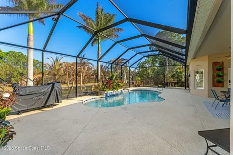 6895 Cottonwood Drive Grant FL 32949