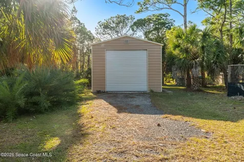6895 Cottonwood Drive Grant FL 32949