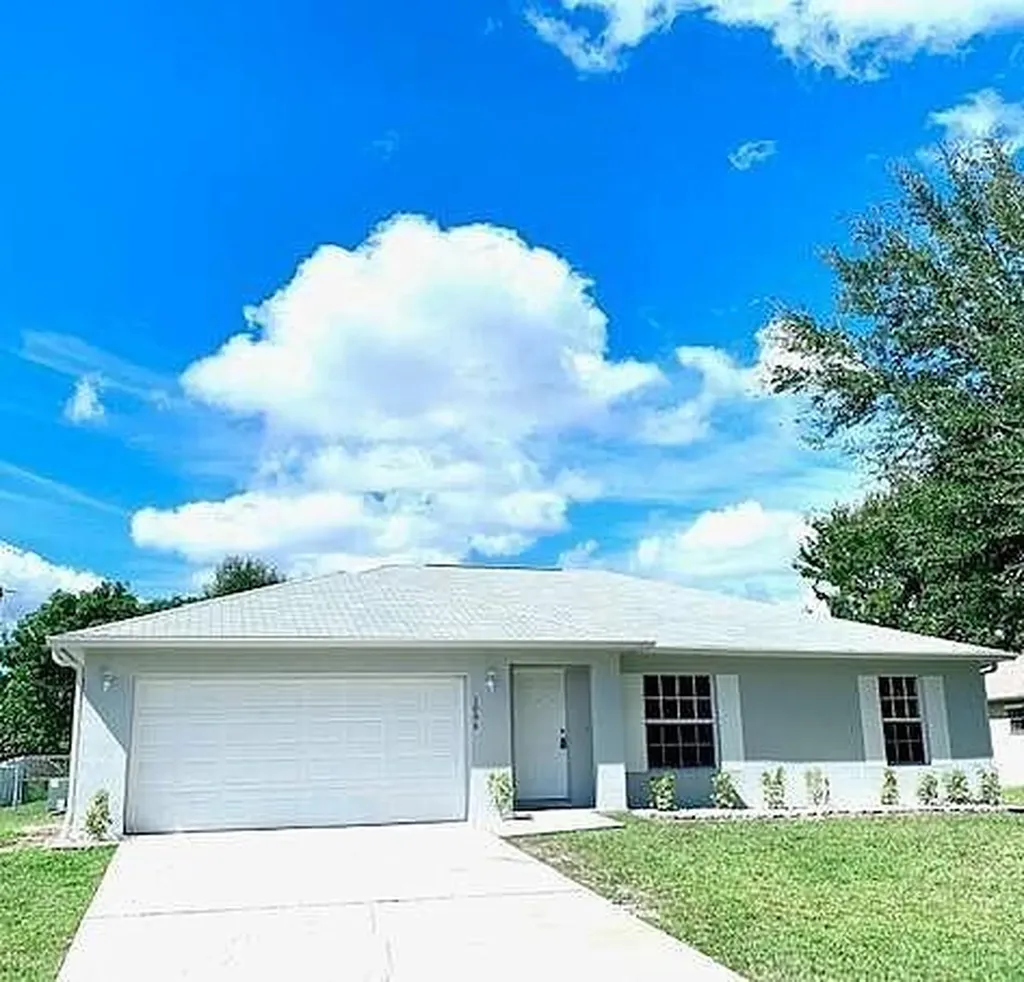 1006 Fairplay Avenue NW Palm Bay FL 32907