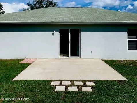 1006 Fairplay Avenue NW Palm Bay FL 32907