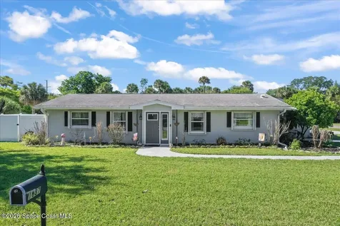 1687 Garden Avenue Melbourne FL 32934