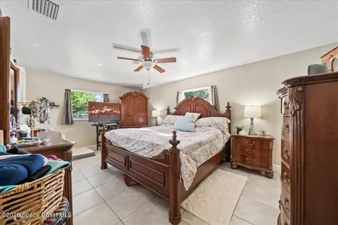 1687 Garden Avenue Melbourne FL 32934