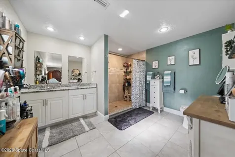 1687 Garden Avenue Melbourne FL 32934