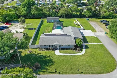 1687 Garden Avenue Melbourne FL 32934