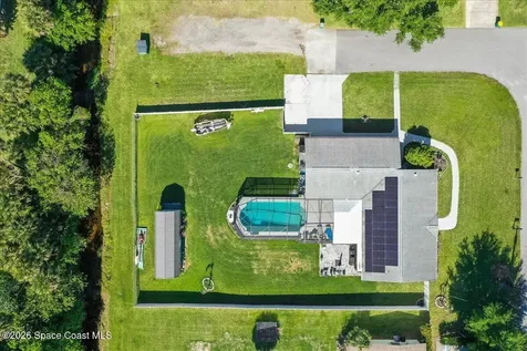 1687 Garden Avenue Melbourne FL 32934