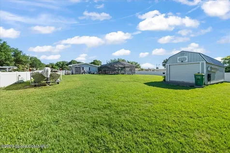 1687 Garden Avenue Melbourne FL 32934