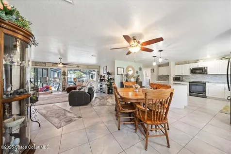 1687 Garden Avenue Melbourne FL 32934