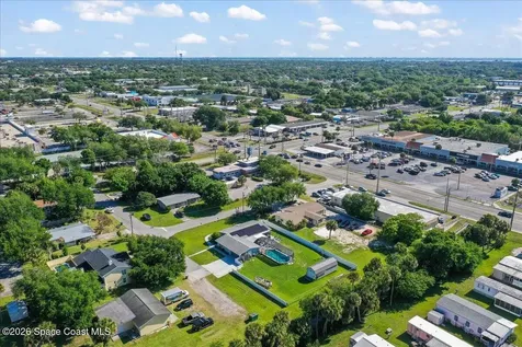 1687 Garden Avenue Melbourne FL 32934