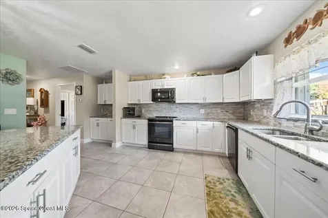 1687 Garden Avenue Melbourne FL 32934