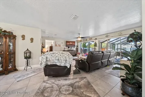 1687 Garden Avenue Melbourne FL 32934