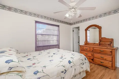 660 Grandeur Street SE Palm Bay FL 32909