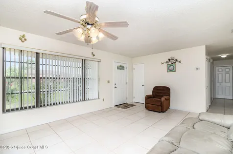 660 Grandeur Street SE Palm Bay FL 32909