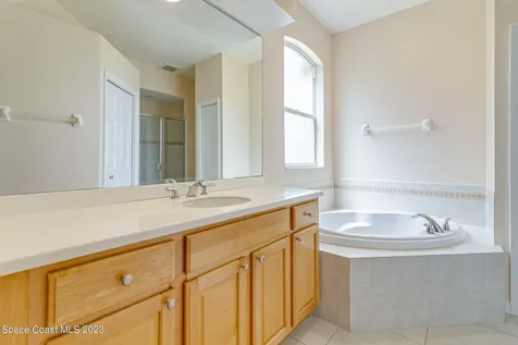 526 Mcguire Boulevard Indian Harbour Beach FL 32937