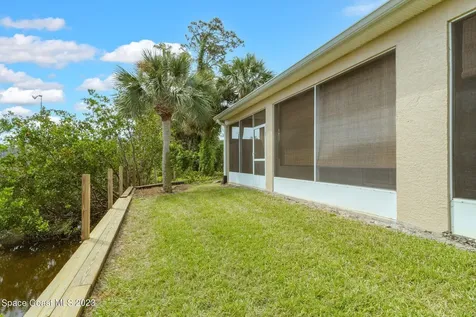 526 Mcguire Boulevard Indian Harbour Beach FL 32937