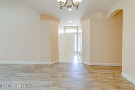 526 Mcguire Boulevard Indian Harbour Beach FL 32937
