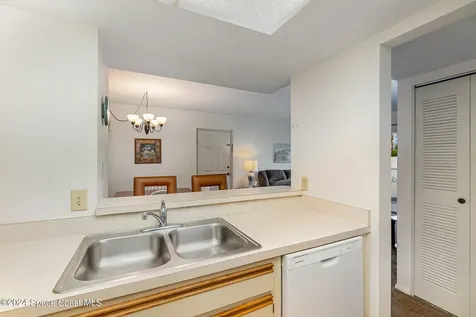 993 Sonesta Avenue NE Palm Bay FL 32905
