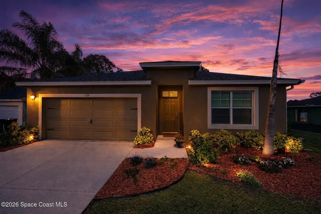 1579 Rachel Avenue SE Palm Bay FL 32909