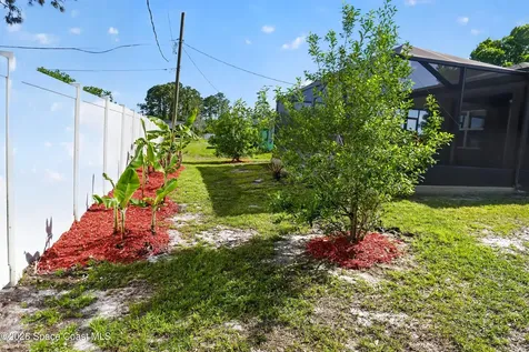 1579 Rachel Avenue SE Palm Bay FL 32909