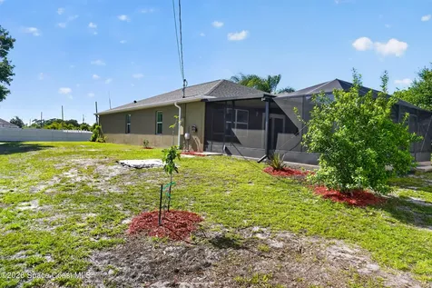 1579 Rachel Avenue SE Palm Bay FL 32909