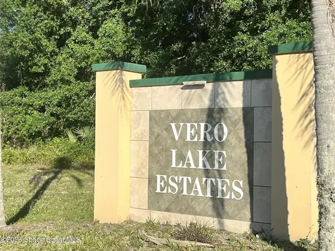 8965 100th Avenue Vero Beach FL 32967