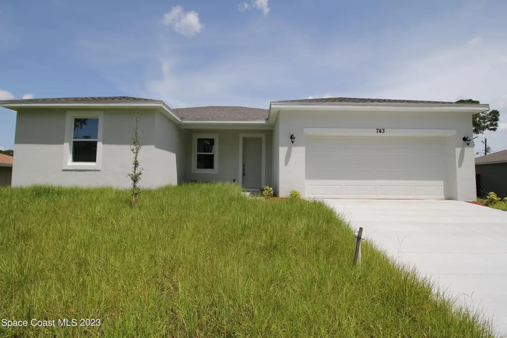 743 Andrew Street SE Palm Bay FL 32909